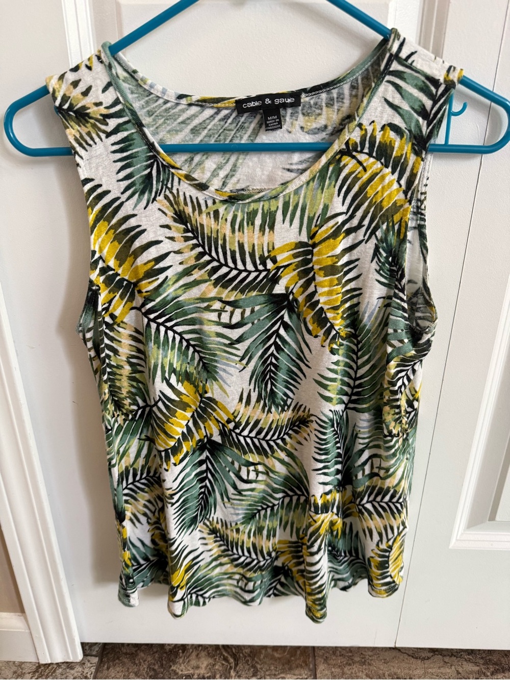 Cable & Gauge Tropical Palm Leaf Tank in Green and Yellow